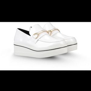 Stella McCartney BINX white and gold platforms
